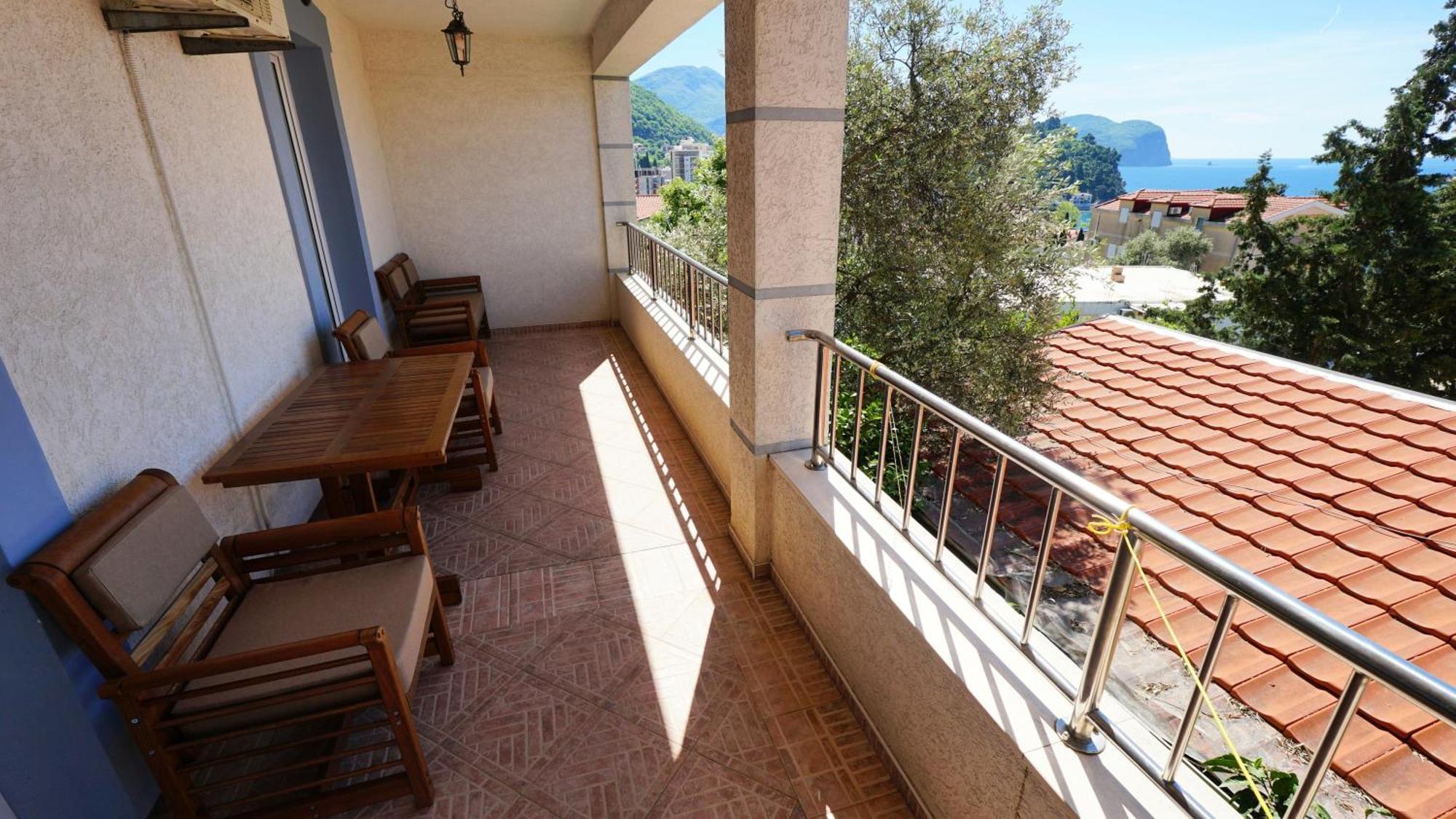 Medin Apartments Bluvista Petrovac Luaran gambar