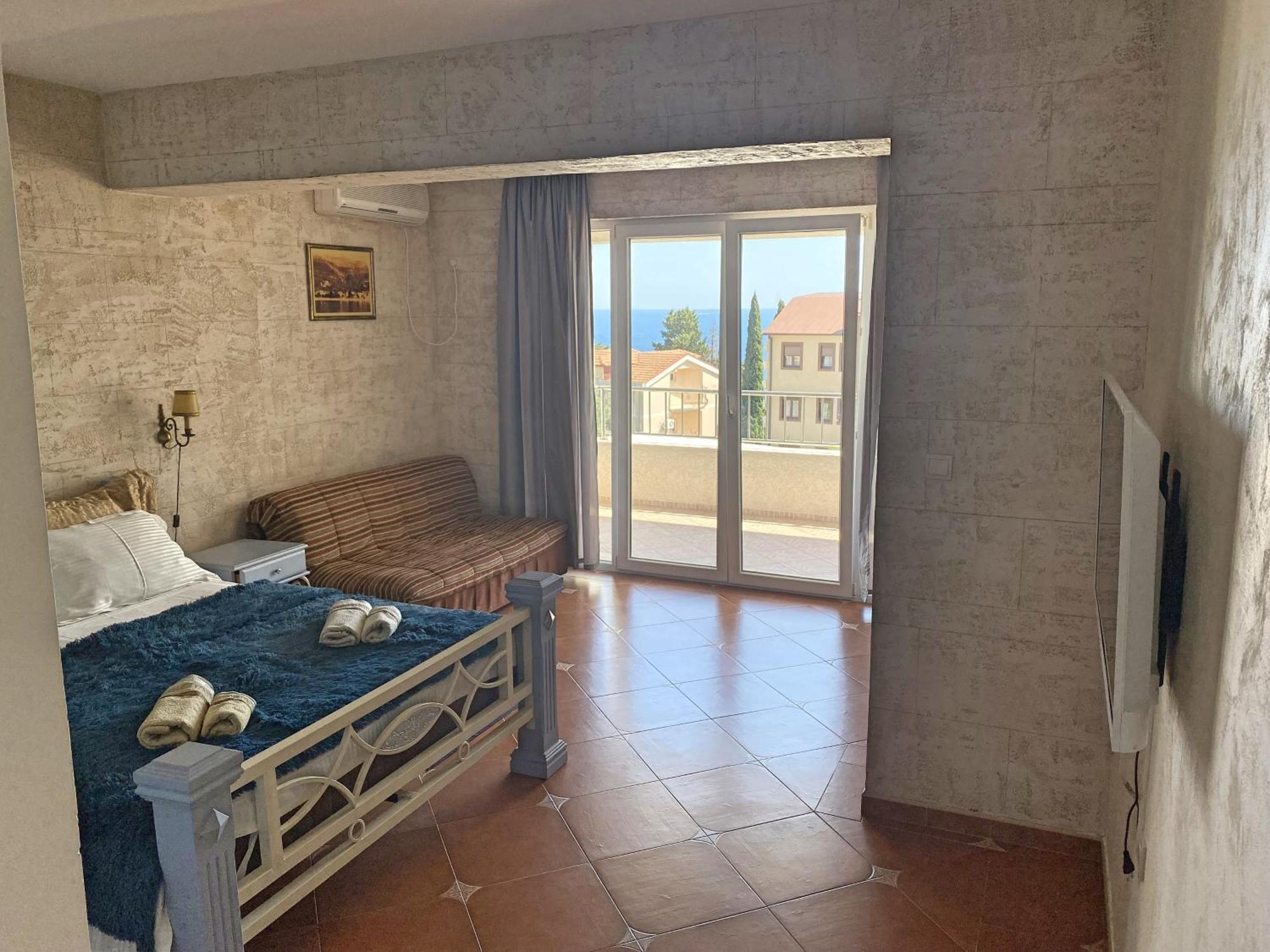 Medin Apartments Bluvista Petrovac Bilik gambar